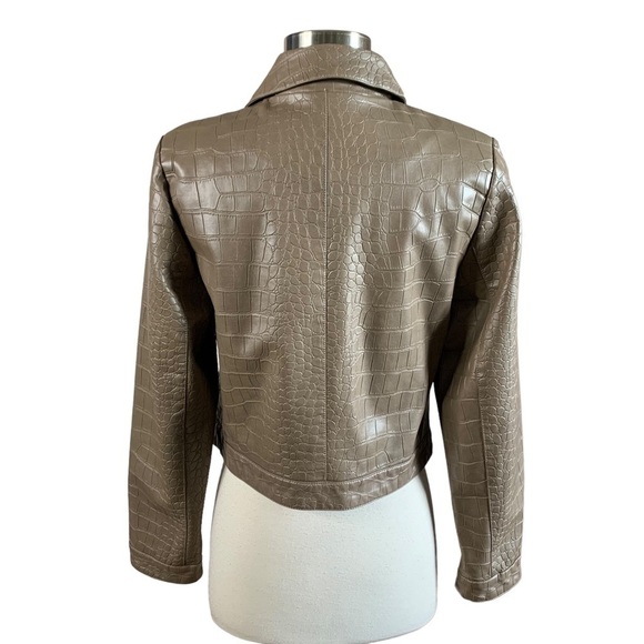 Chico’s Faux Leather Alligator Print Jacket Neutral Color Excellent Condition - Picture 2 of 9